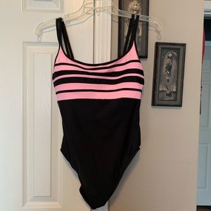Miracle Suit Sz 14